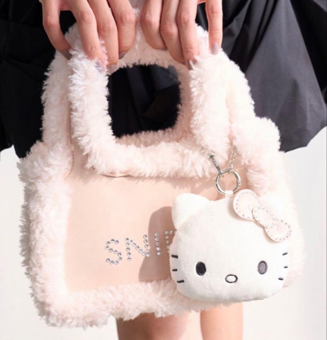 スナイデル【HELLO KITTY】バッグ（WEB限定色）