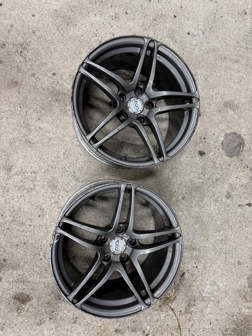 17x9J +40 AVS MODEL5 2本