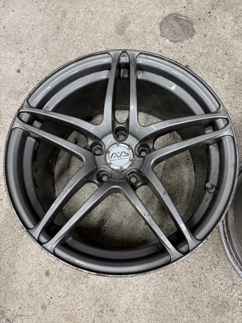 17x9J +40 AVS MODEL5 2本