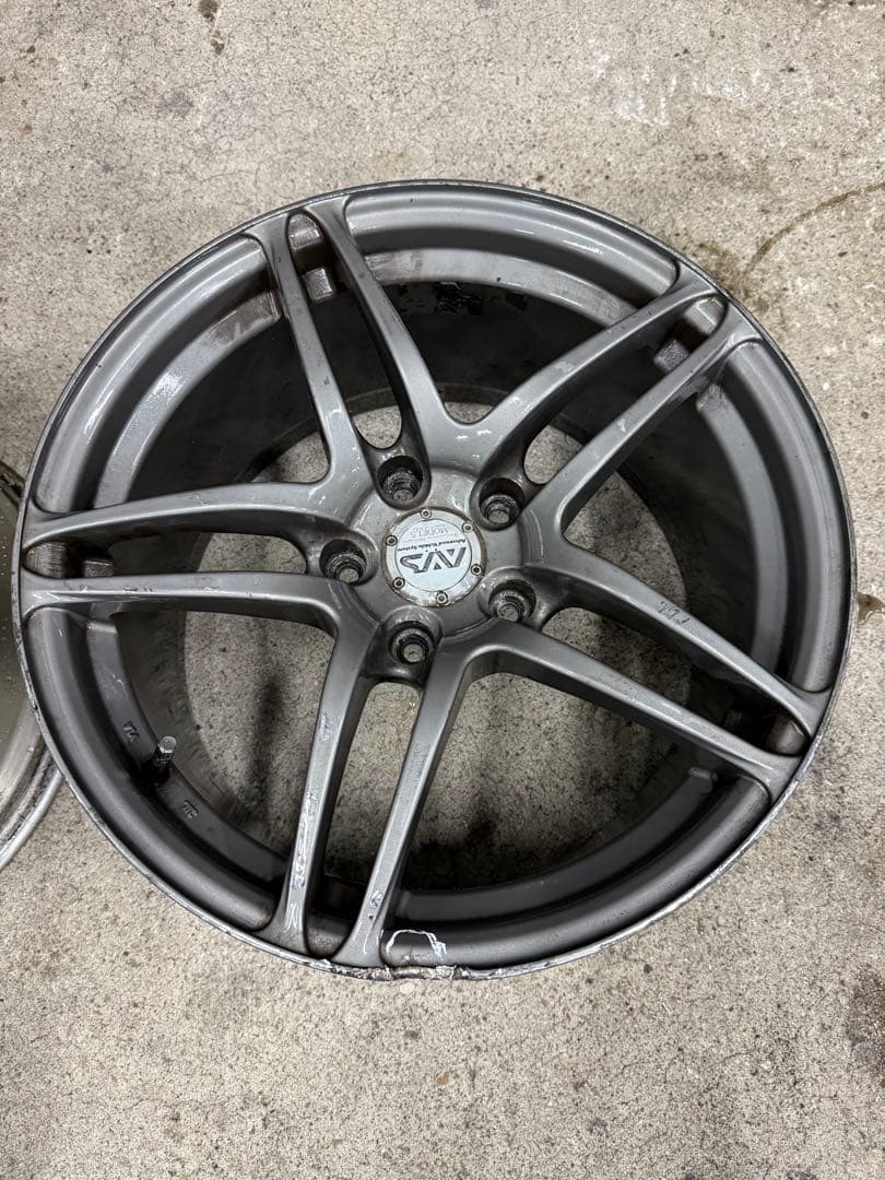 17x9J +40 AVS MODEL5 2本