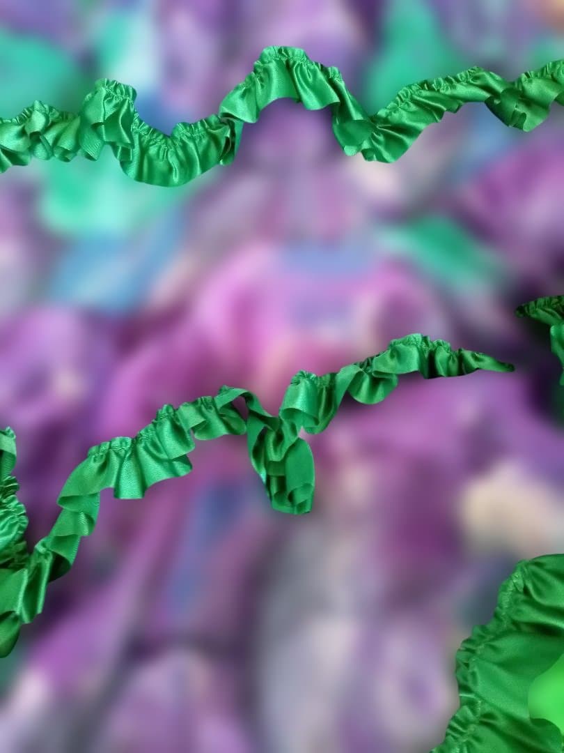 フラメンコドレス 紫と緑のグラデーション