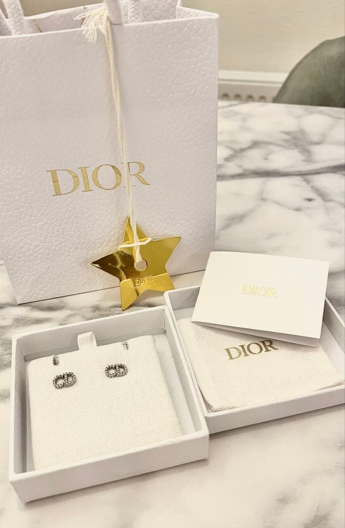Dior Clair D Lune ピアス(土日限定セール)