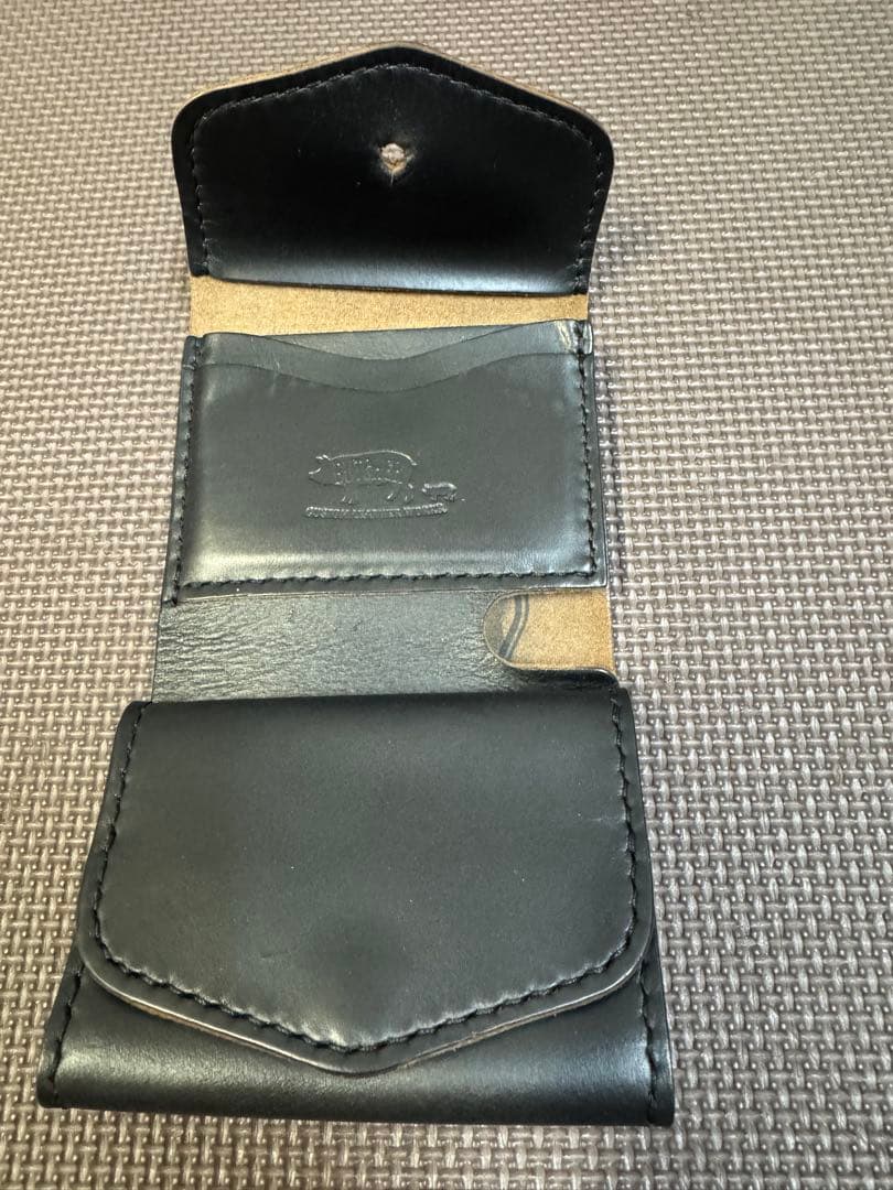 小物 BUTCHER CUSTOM LEATHER WORKS. Box wallet