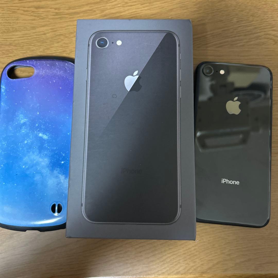 Apple iPhone 8 ブラック 本体と箱とiFaceのカバー付き