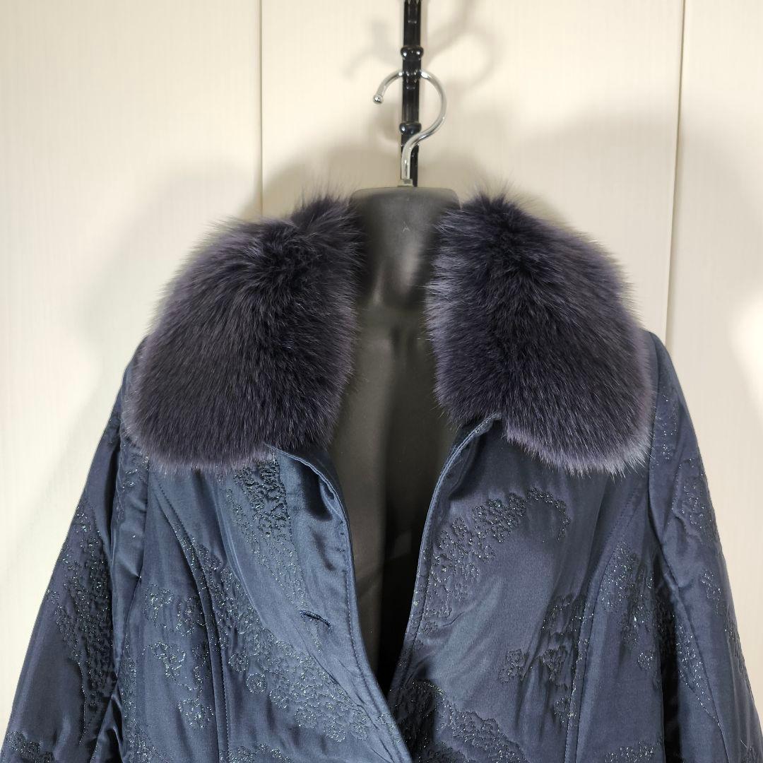 美品　レオナール 中綿　シルク100% ロングコート 襟 フォックスファー