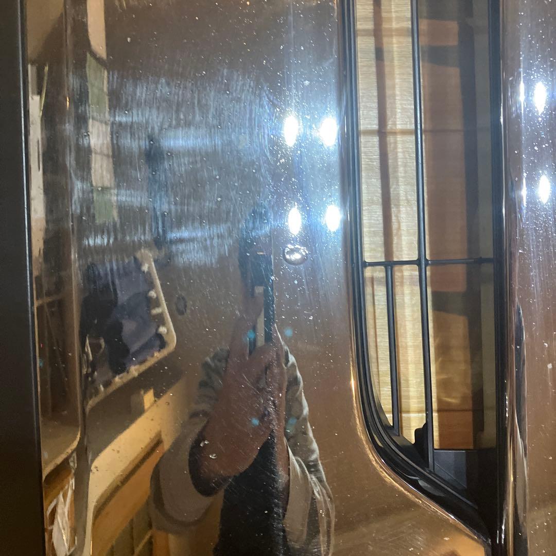 メ*ス様 トヨタ　5型ハイエース　ダークプライムⅡ 純正グリル