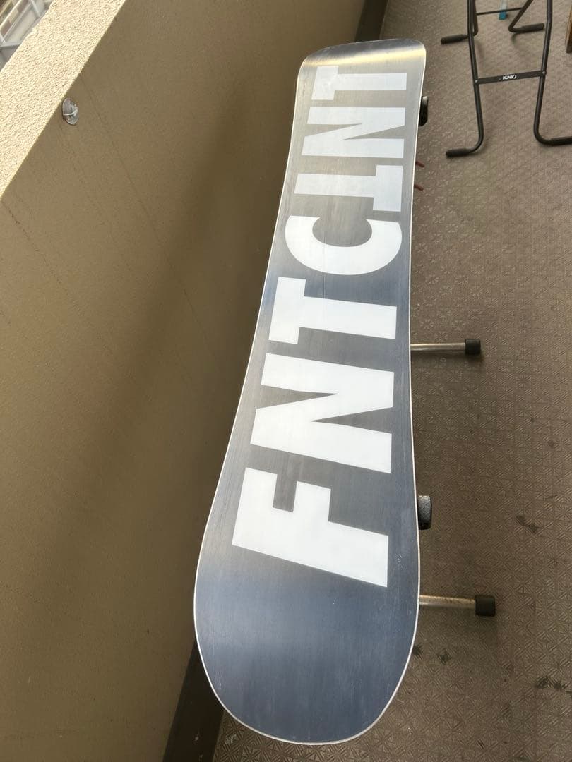 スノーボード　FNTC TNTC 143