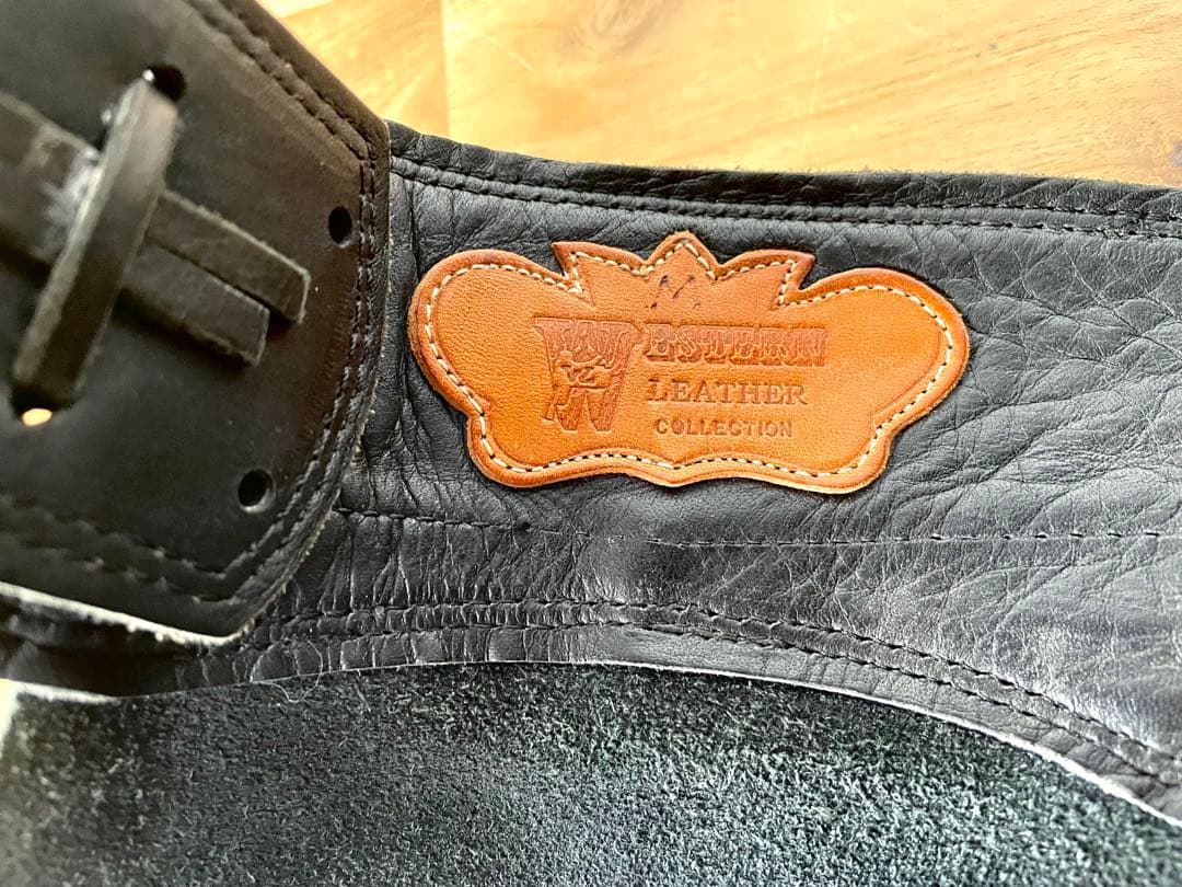 Funnyウェスタンレザー チャップス ヘビ革カスタム品