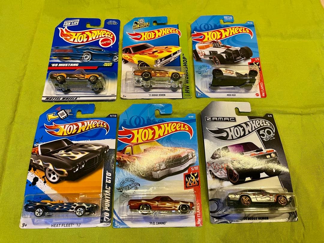 ラ*ー様 Hot Wheels おまけ付き　ミニカー セット