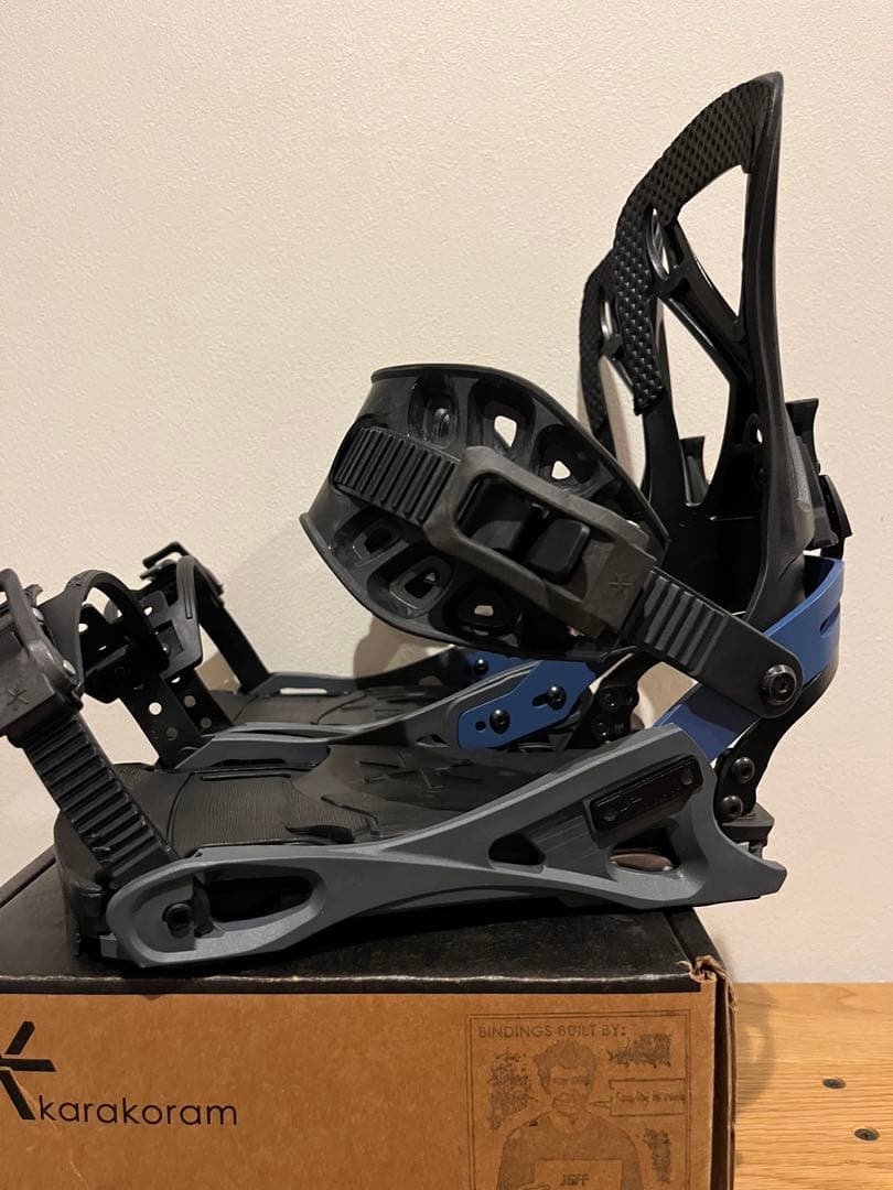 karakoram LAYBACK Mサイズ　中古美品