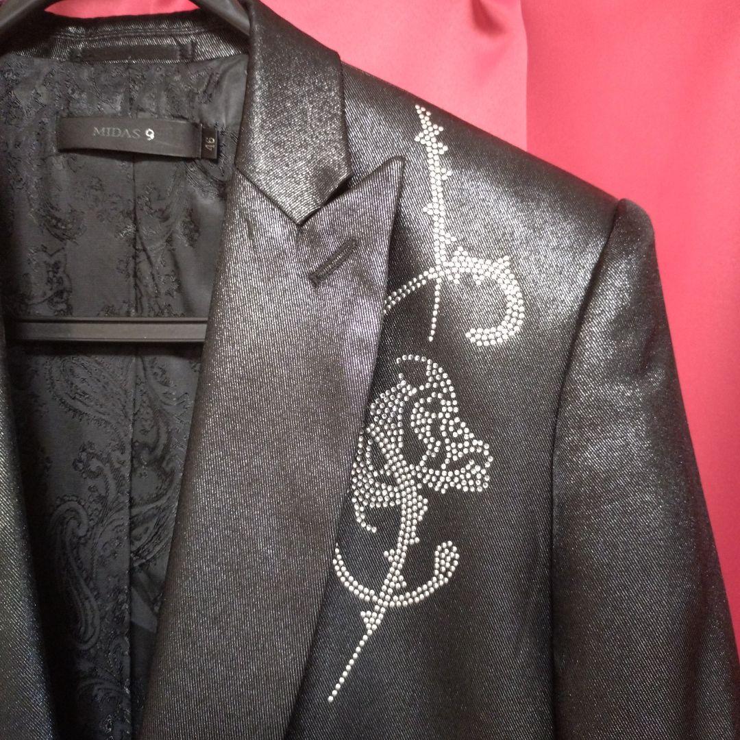 ミダスMIDAS　光沢ブラックスーツ　光沢感あり！　トルネードマート好きな方にも