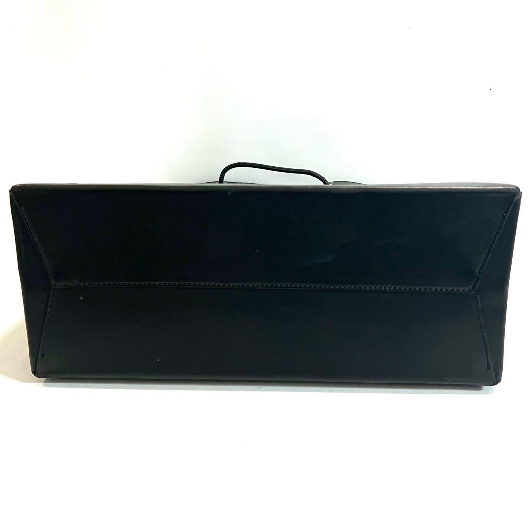 FENDI フェンディ トートバッグ ショッピング レザー ロゴ ハンド