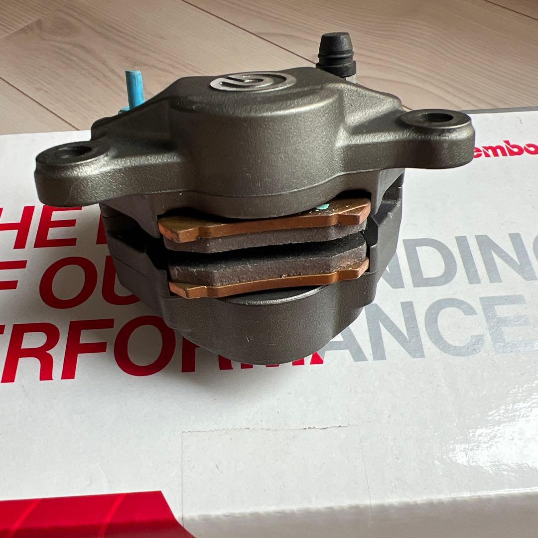 brembo 2POTキャリパー