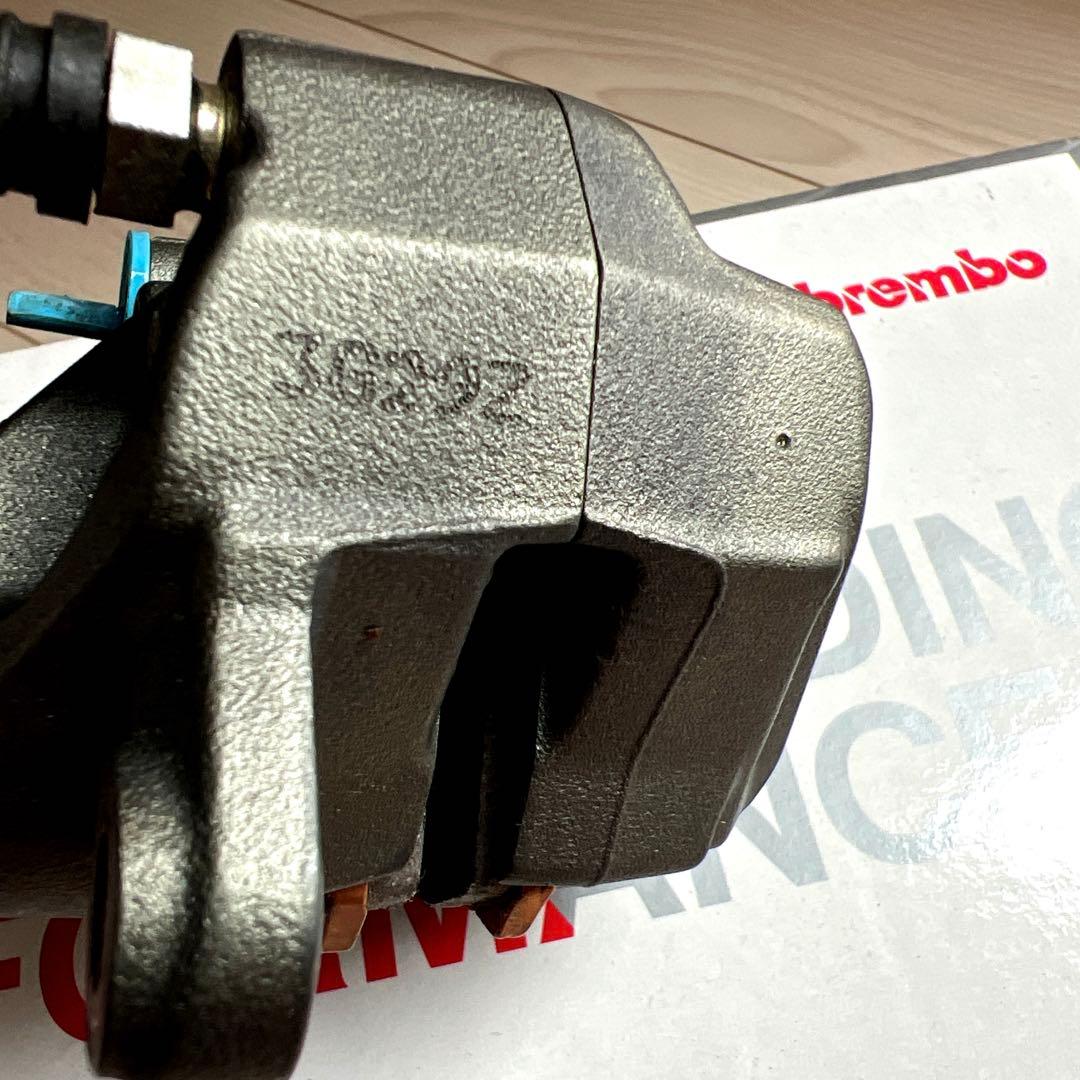 brembo 2POTキャリパー