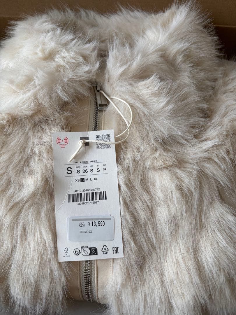 完売品⭐︎ZARA フェイクファーボンバージャケット S エクリュ