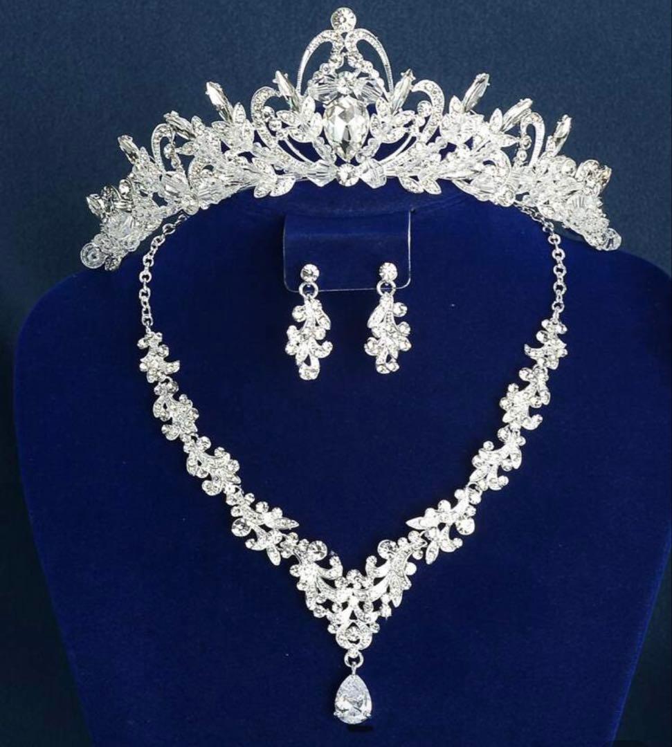 ちーたん　マーメイド　ウェディングドレス　、グローブ　アクセ　4点セット