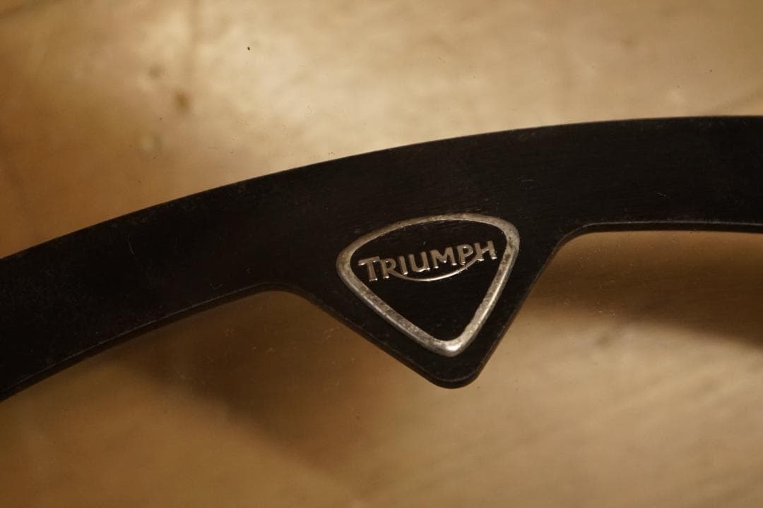 TRIUMPH ロングホール スクリーン ボンネビル 純正