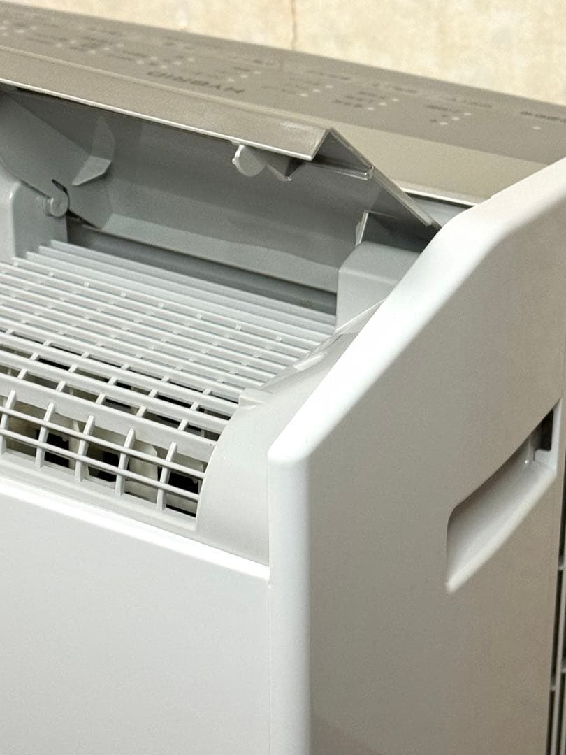 Panasonic ハイブリッド 衣類乾燥除湿機 F-YHTX200