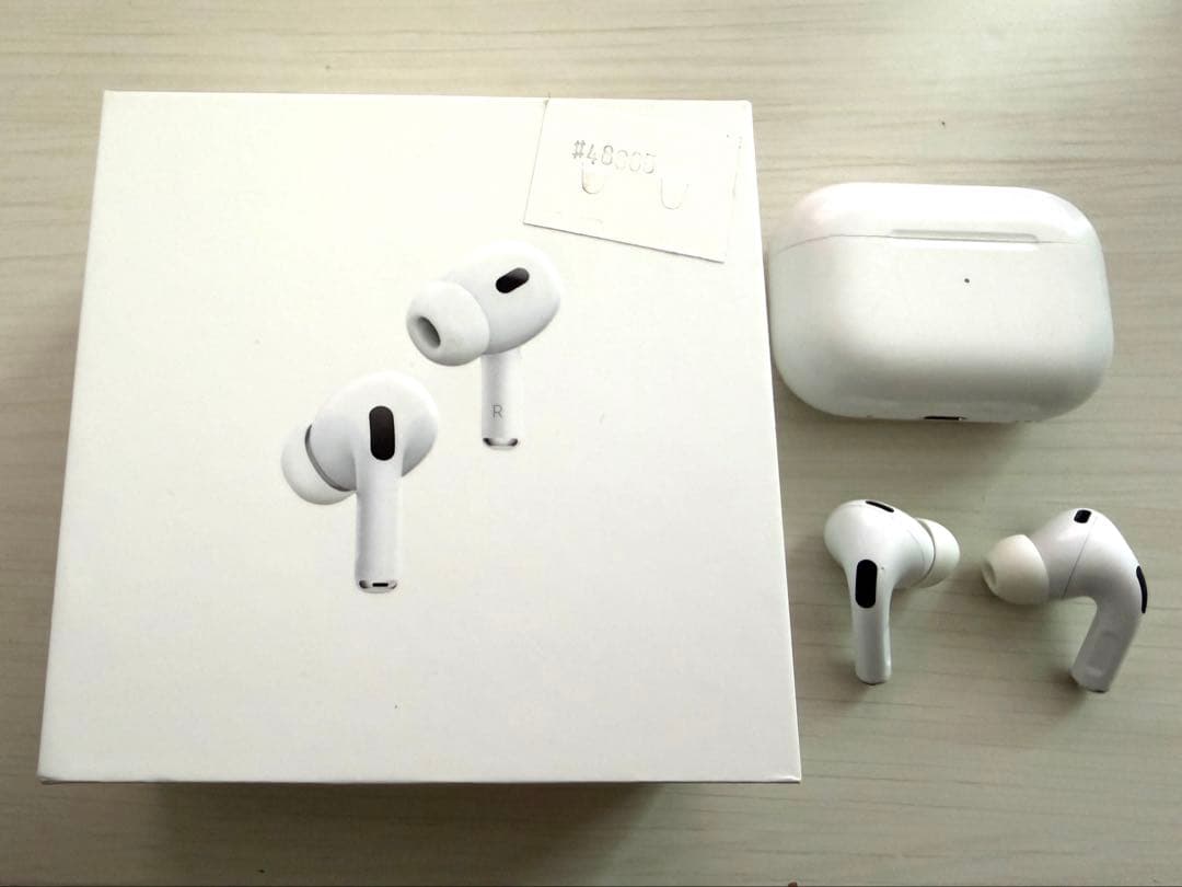 AirPodsPro (第2世代) 本体 Lightning充電型