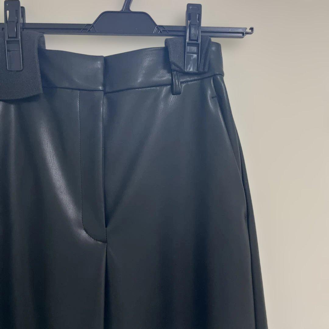 heve レザーパンツ