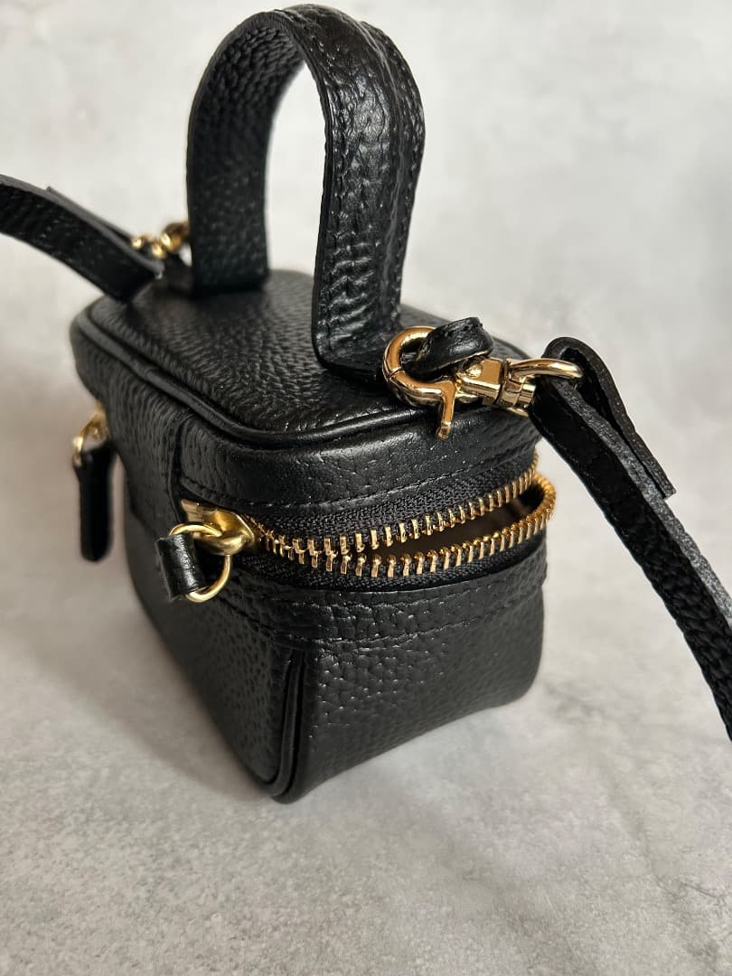 タイムセール！！！！！ chiiibag マイクロバニティ　ブラック