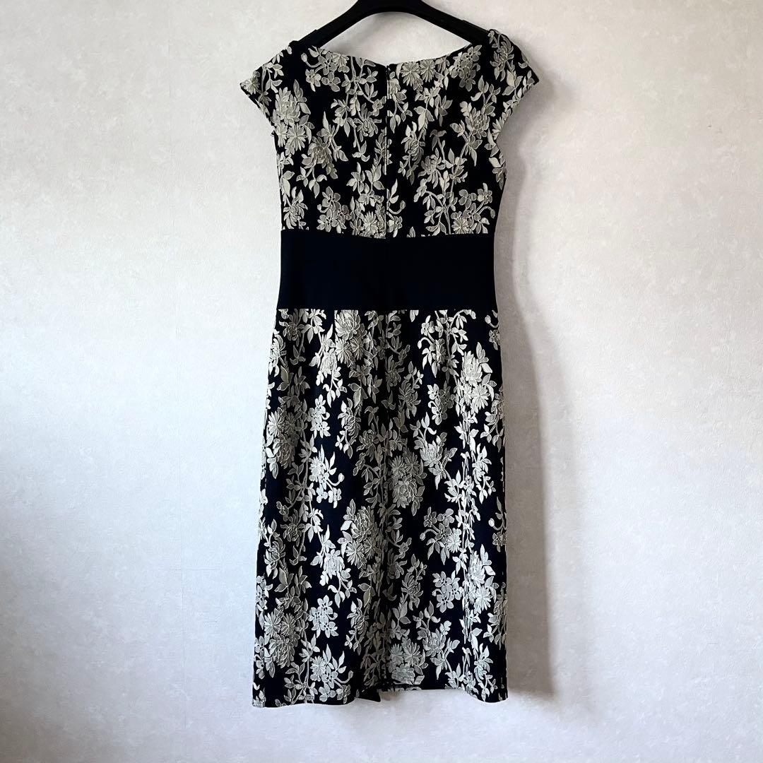 お呼ばれにも！TADASHI SHOJI ドレス