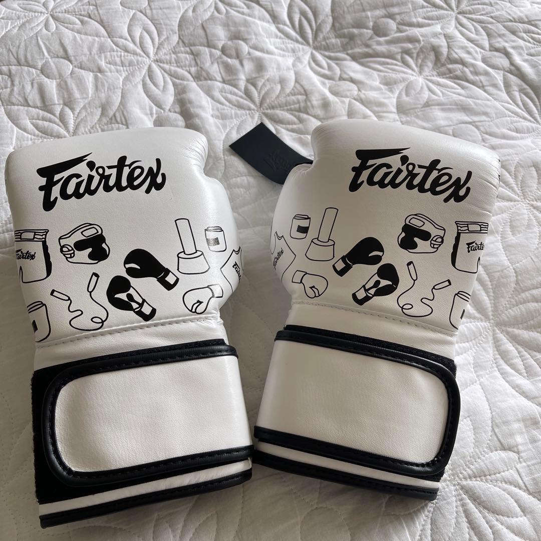 Fairtex ボクシンググローブ 10oz