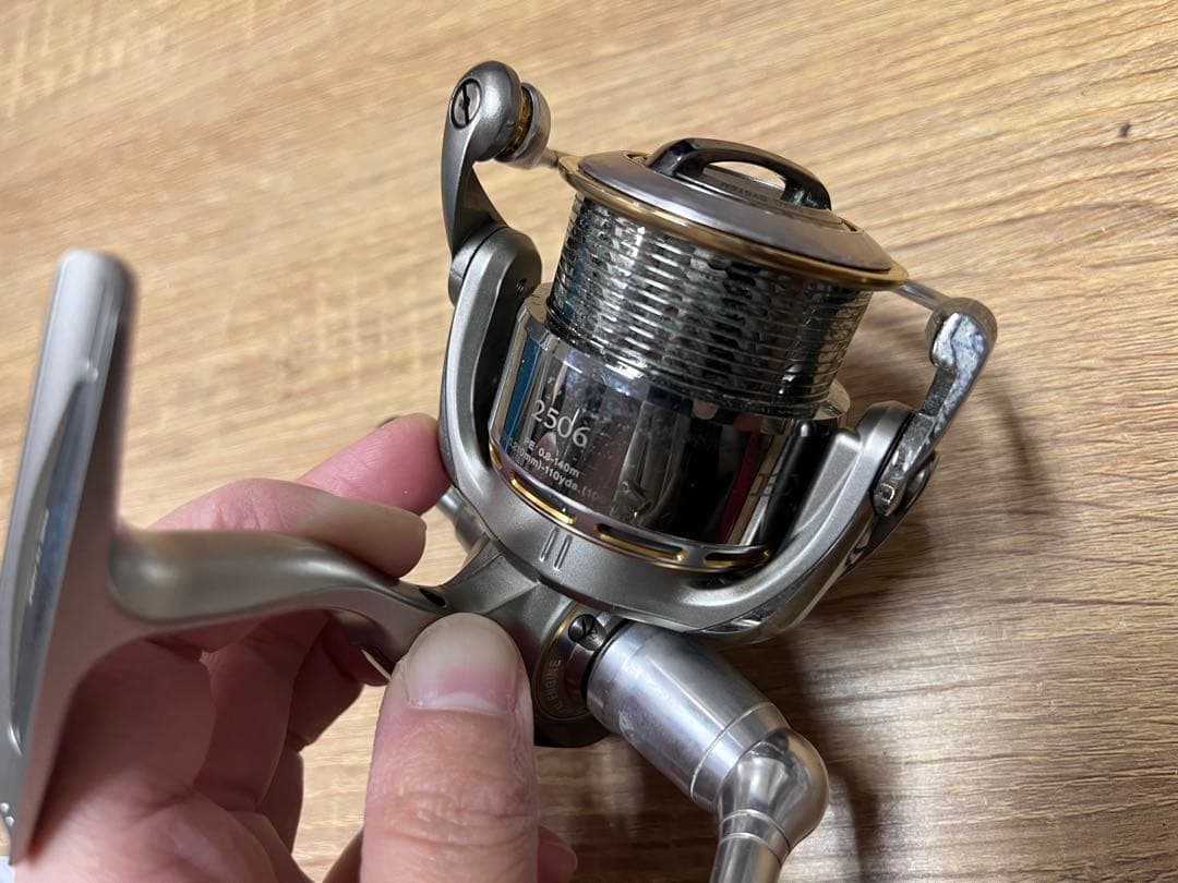 [動作確認済み]ダイワ　DAIWA 05 イグジスト　2506