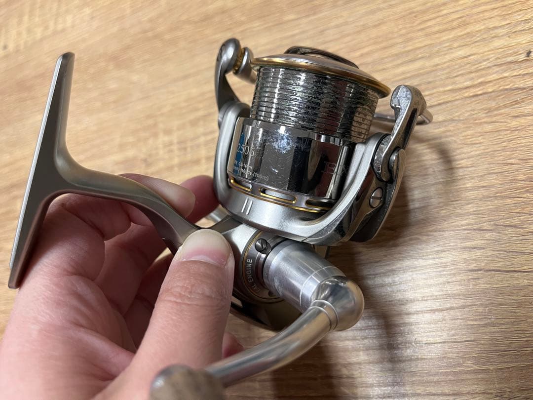 [動作確認済み]ダイワ　DAIWA 05 イグジスト　2506