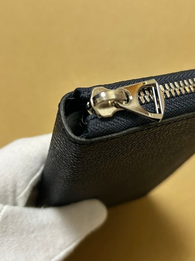 小物 ITTI CRISTY SMART MID WLT .5 / KUROZAN