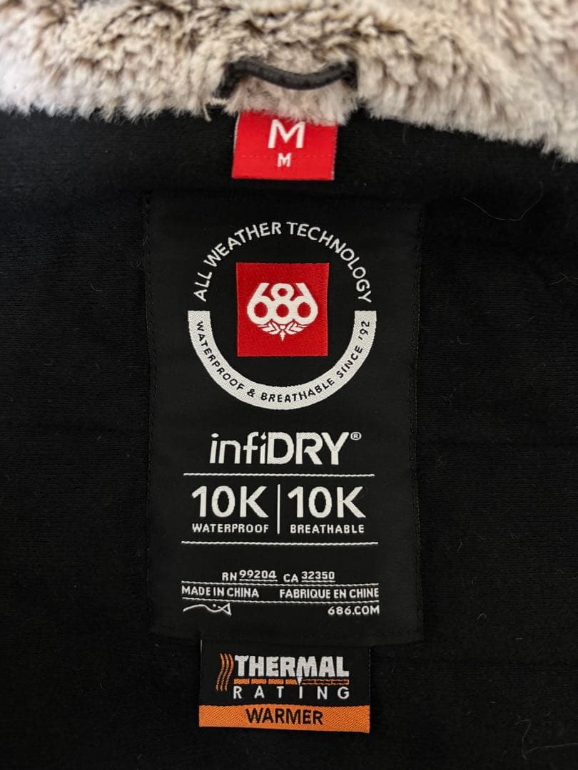 花柄防水スノーボードウェア（女性用）