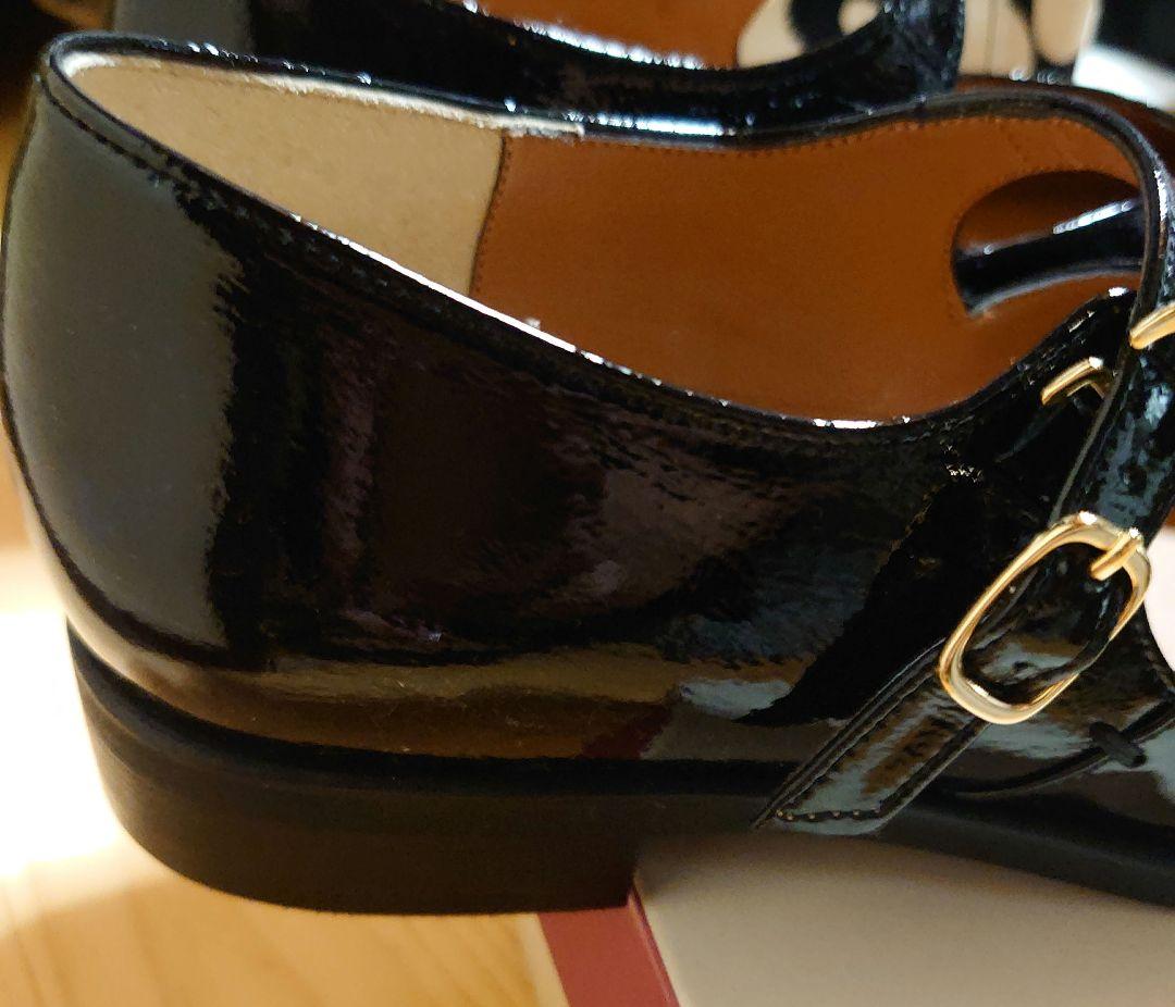 最終値下げ　BARCLAY ストラッププレーンパンプス(ブラック・エナメル)