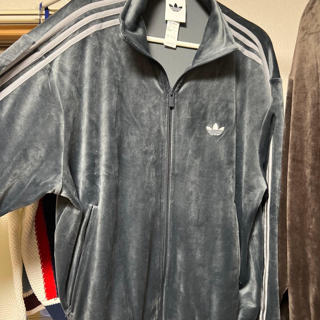adidas ベロアジャージ Lサイズ ブラウン/グレー　2着セット