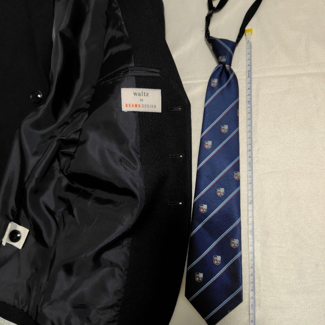 waltz by BEAMS DESIGN 160 シャツはBURBERRY 紺