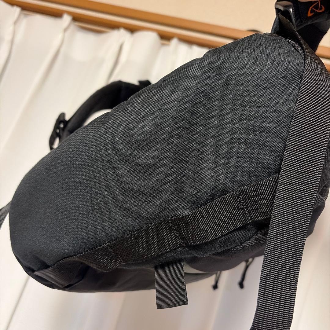 ミステリーランチ　アーバンアサルト21 クレイジーブラック　日本限定