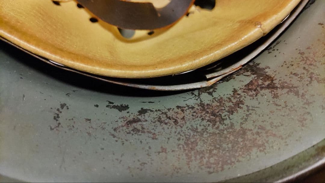 WW2ドイツ軍☆ドイツ陸軍М40ヘルメット（シェル64）実物？戦後品？