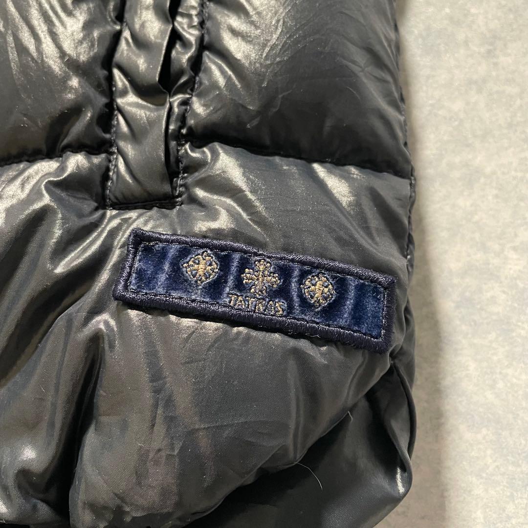 【高品質・人気】タトラス キルティング ダウンベスト ワッペン刺繍ロゴ 光沢