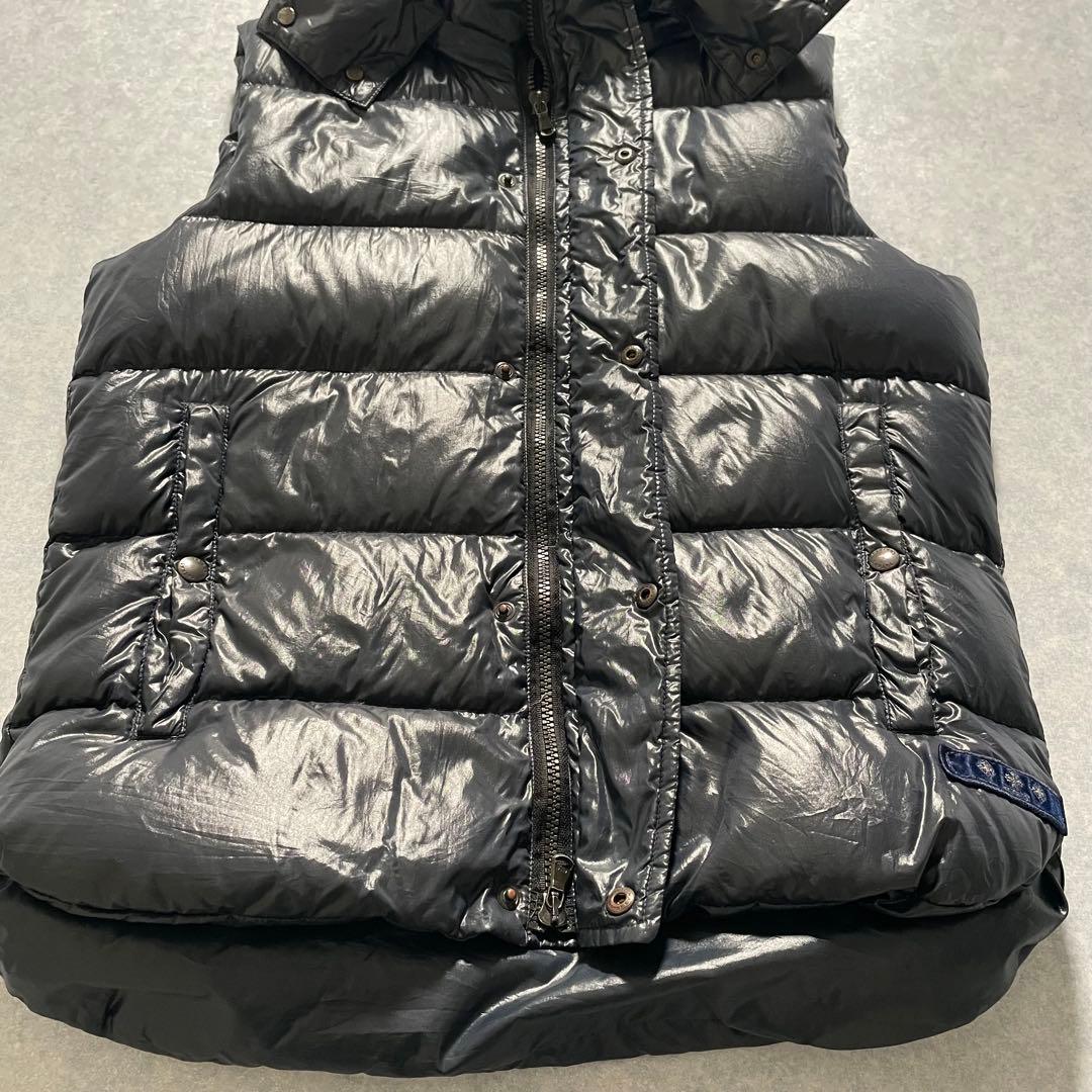 【高品質・人気】タトラス キルティング ダウンベスト ワッペン刺繍ロゴ 光沢