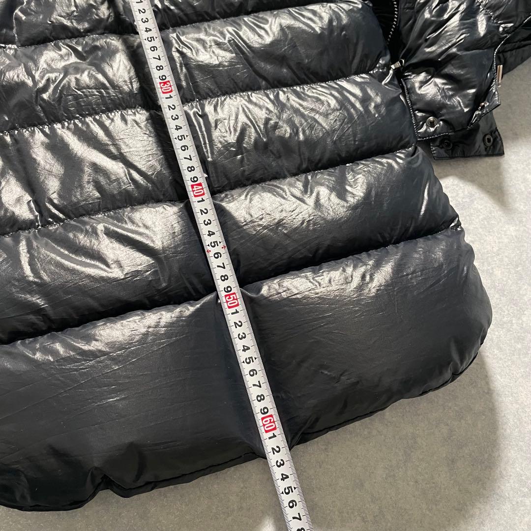 【高品質・人気】タトラス キルティング ダウンベスト ワッペン刺繍ロゴ 光沢