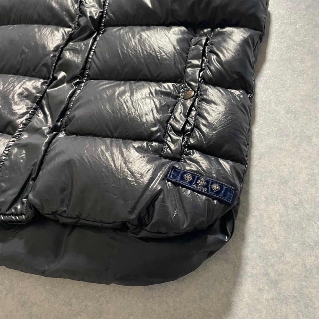 【高品質・人気】タトラス キルティング ダウンベスト ワッペン刺繍ロゴ 光沢