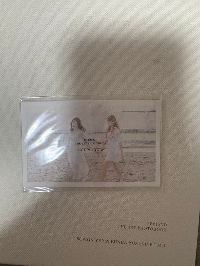 【タワレコ トレカ付き】GFRIEND 1st Photobook
