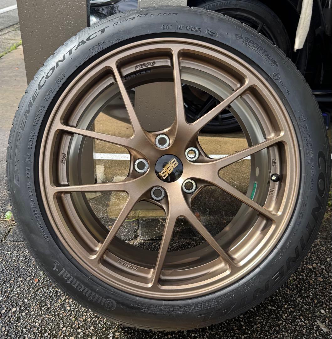 BBS RIA 033 18x8.5 48 5/114.3とコンチネンタルタイヤ