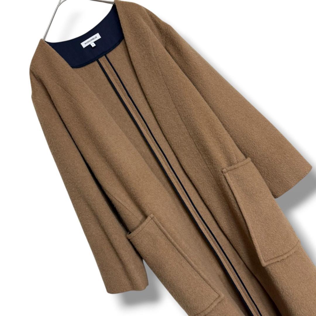 ベビーキャメル(らくだ)100%お素材 マディソンブルー ベルト付きガウンコート