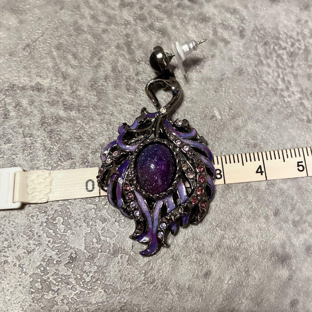 希少 ANNA SUI アナスイ 孔雀の羽 ピアス クジャク パープル