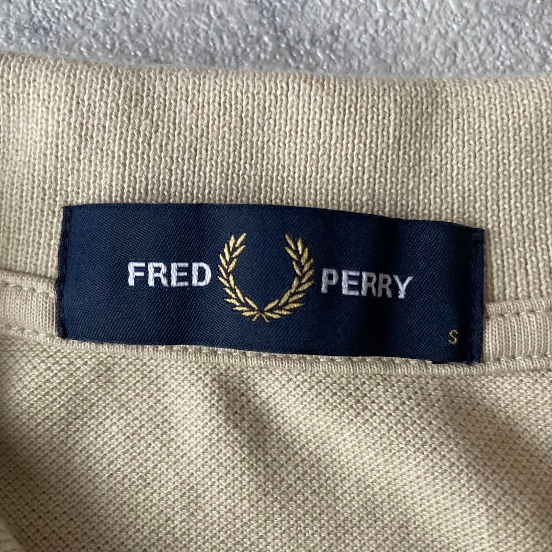 FRED PERRY フレッドペリー ポロシャツ 長袖 ベージュ系