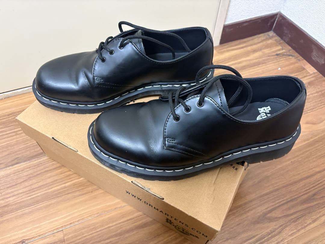 【ドクターマーチン】 1461 ホワイトステッチ UK9