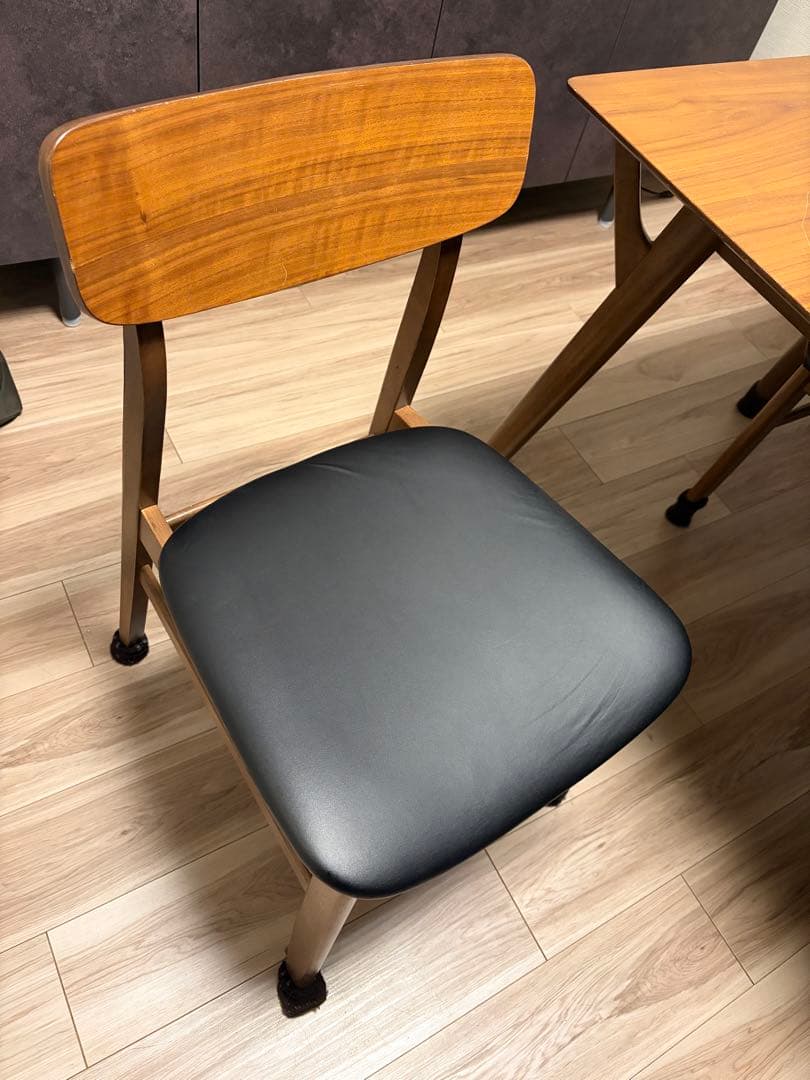 ニトリ　椅子4脚　2/8削除予定