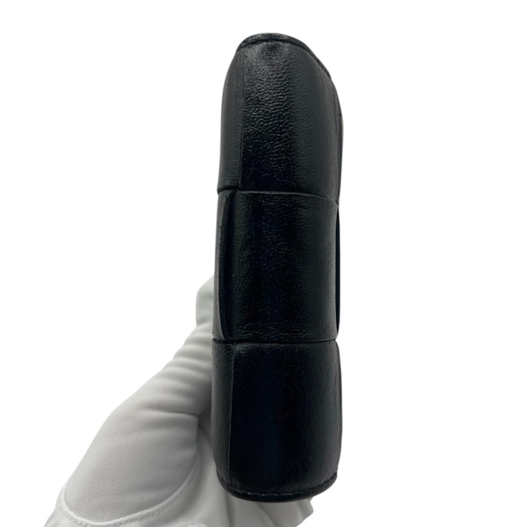 こんけー　BOTTEGA VENETA　黒　カセット レザー三つ折り財布