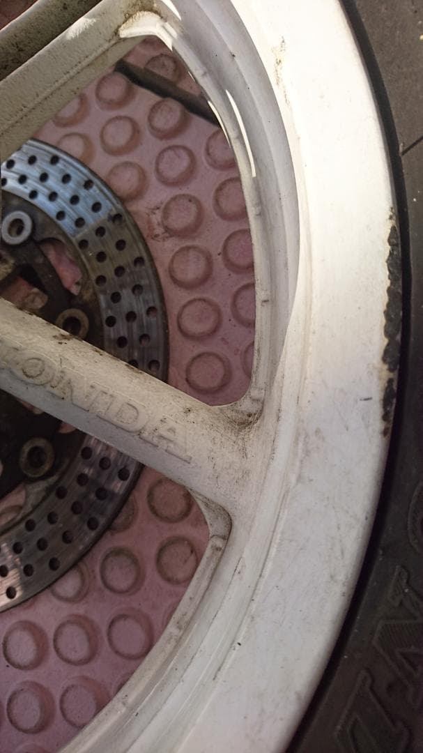 HONDA NSR250R 純正 フロントマグホイール 17インチ 白