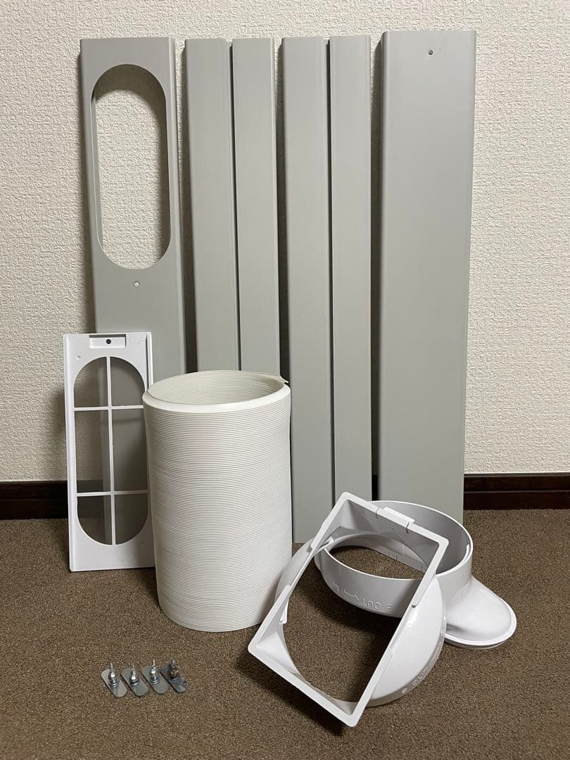 【美品】どこでも置くだけエアコン SC-DQ2442